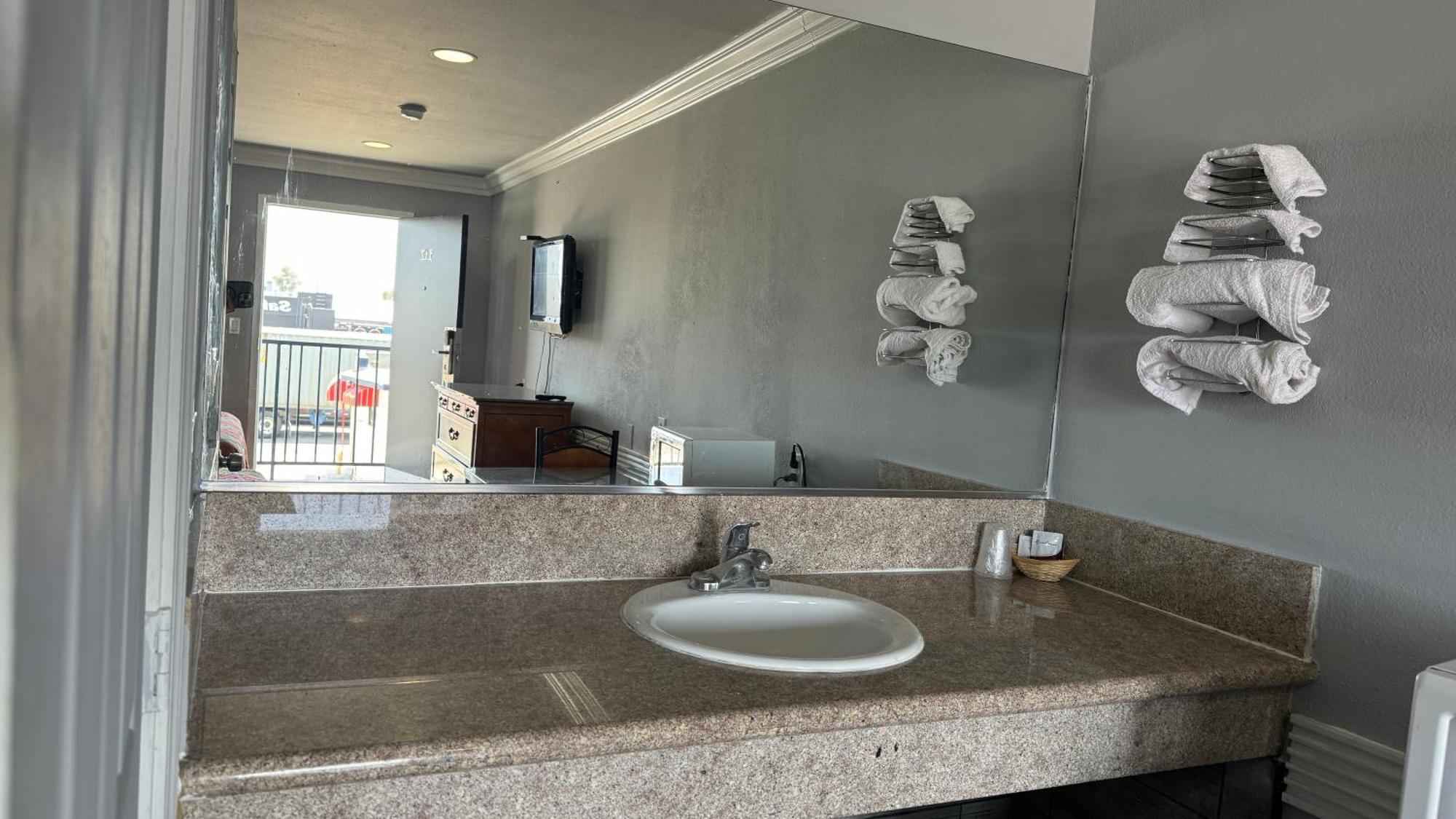 Hiland Motel Long Beach Esterno foto